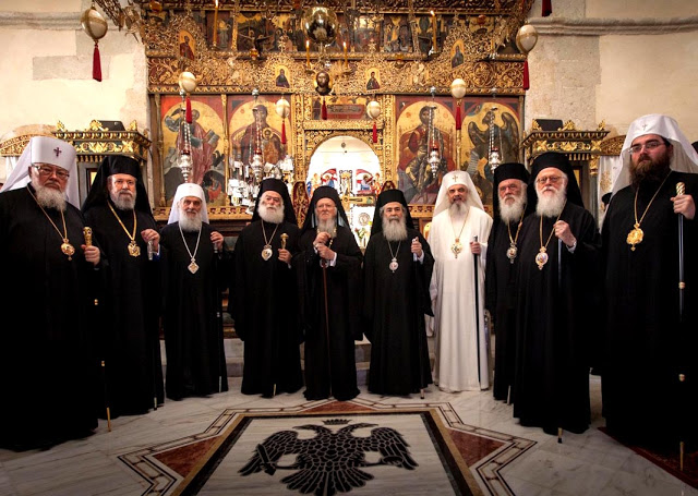Αγιορείτες πατέρες κρούουν τον κώδωνα τού κινδύνου για την σύνοδο της Κρήτης