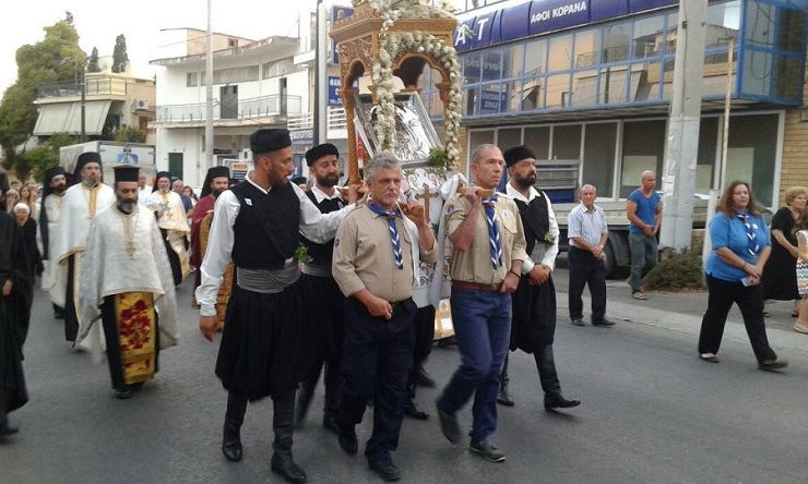 Xιλιάδες πιστοί τίμησαν τον Αγ. Κοσμά τον Αιτωλό στη Ν. Φιλαδέλφεια