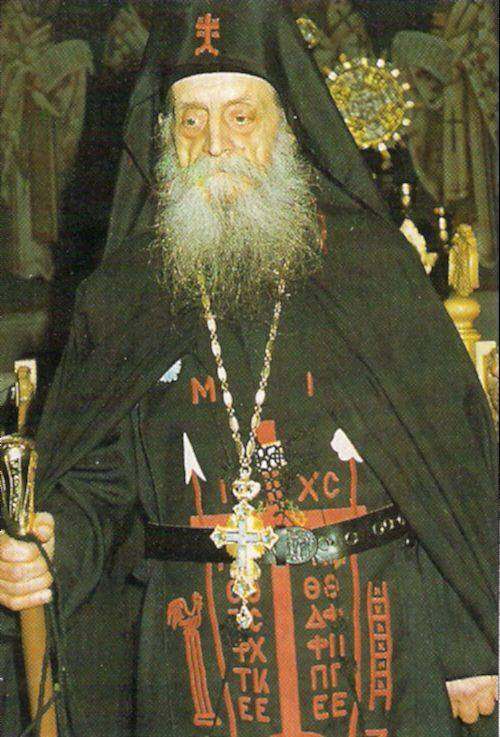 Εμφάνιση του Αγίου Νεκταρίου στον γέρων Νεκτάριο, ηγούμενο του προσκυνήματος Αγίου Νεκταρίου Καμάριζας - Λαυρίου
