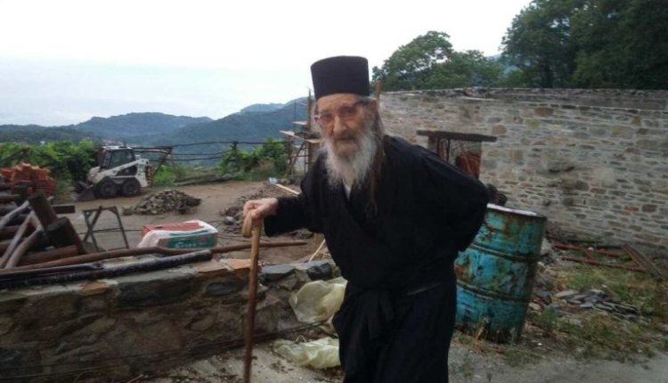 Εκοιμήθη o Γέροντας Νικόδημος του Ι. Κελλίου Αγ. Γεωργίου Σκουρταίων στην περιοχή των Καρυών Αγίου Όρους