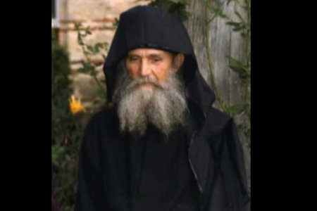Γέρων Eφραίμ Φιλοθεΐτης : Περί Aμελείας, Φόβου, Δειλίας, Προδοσίας και Λιποταξίας!