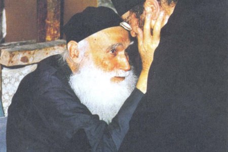 Η ιστορία του γέροντος Εφραίμ του Κατουνακιώτη-(Πως αποφάσισε να παραμείνει στο Άγιον Όρος, ενώ είχε αποφασίσει να φύγει…)