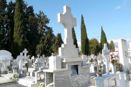 Μητρόπολη Λεμεσού:Ιερέας διέκοψε κηδεία για λόγο που δεν φαντάζεστε…