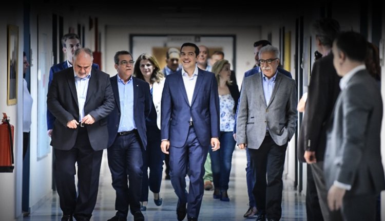 oloimera-apo-septemvrio-ola-ta-dimotika-sxolia