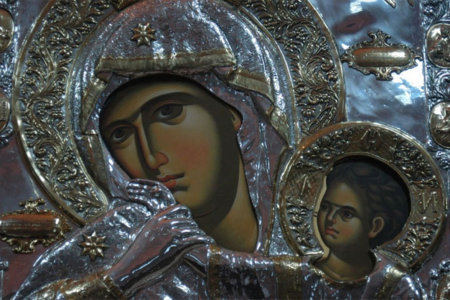 Πάρτε την εικόνα στη Ελλάδα και η Παναγία θα σας δείξει που θέλει να μείνει-(Θαύμα της Παναγίας Παραμυθίας)