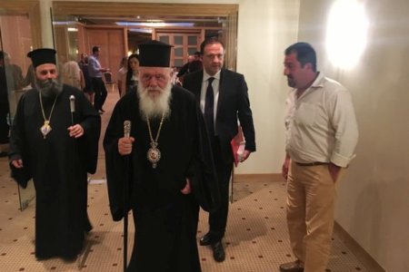 Ιερώνυμος από τα Ιωάννινα: Μας χρειάζεται ο φιλόσοφος γιατρός!