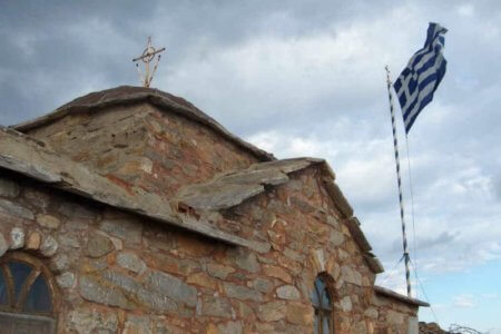 Ψηλά στην Βίγλα του Αγ. Όρους στο εκκλησάκι του Αγίου Μηνά-VIDEO