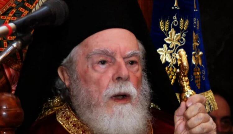 Εκοιμήθη ο Μητροπολίτης Μάνης Χρυσόστομος κατά τη διάρκεια της Θείας Λειτουργίας, στον Ιερό Ναό Παμμεγίστων Ταξιαρχών Αρεόπολης