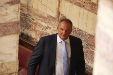 Κ. Καραμανλής: Οι πιέσεις που δεχόταν για να αποδεχτεί τα Σκόπια ως «Μακεδονία»