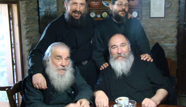 Όταν ο Τζίμης Πανούσης ήταν στην Παναχράντου στην Άνδρο…(φωτο)