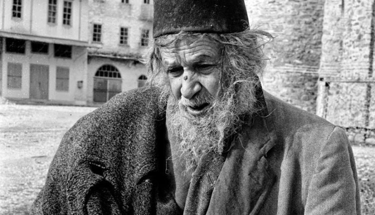 Ο Αγιορείτης διά Χριστόν σαλός και η οπτασία της Παναγίας!