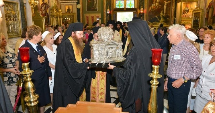 Ο Πειραιάς υποδέχθηκε την Κάρα του Αγίου Ανδρέα από την Πάτρα