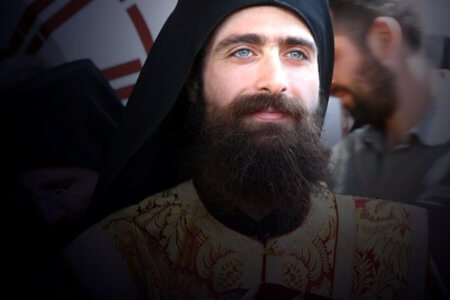 Πως τακτοποιείται ο άνθρωπος και ακτινοβολεί το πρόσωπό του!