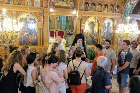 Στον Ιερό Μητροπολιτικό Ναό Αγίου Δημητρίου Ναυπάκτου τελέσθηκε θεία Λειτουργία για τους διαγωνιζομένους στις Πανελλαδικές εξετάσεις.