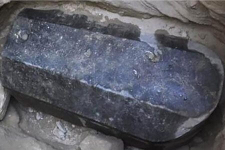 Ποιόν κρύβει η σαρκοφάγος που φτιάχτηκε μετά τον θάνατο του Μ. Αλεξάνδρου;