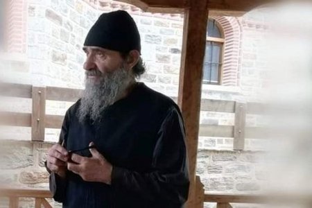 Ο Σωτήρης Τσιόδρας στον γέροντα Ευθύμιο της Καψάλας