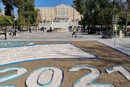 25η Μαρτίου: Ο έφιππος εύζωνας, οι υπερπτήσεις Rafale και τα δρώμενα
