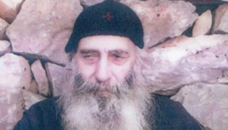 Γέροντας Βασίλειος Καυσοκαλυβίτης: Όταν ξεκινήσουν τα γεγονότα μην βγείτε από το σπίτι ούτε για ψωμί
